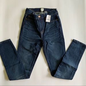 NWT. jcrew high rise skinny jeans